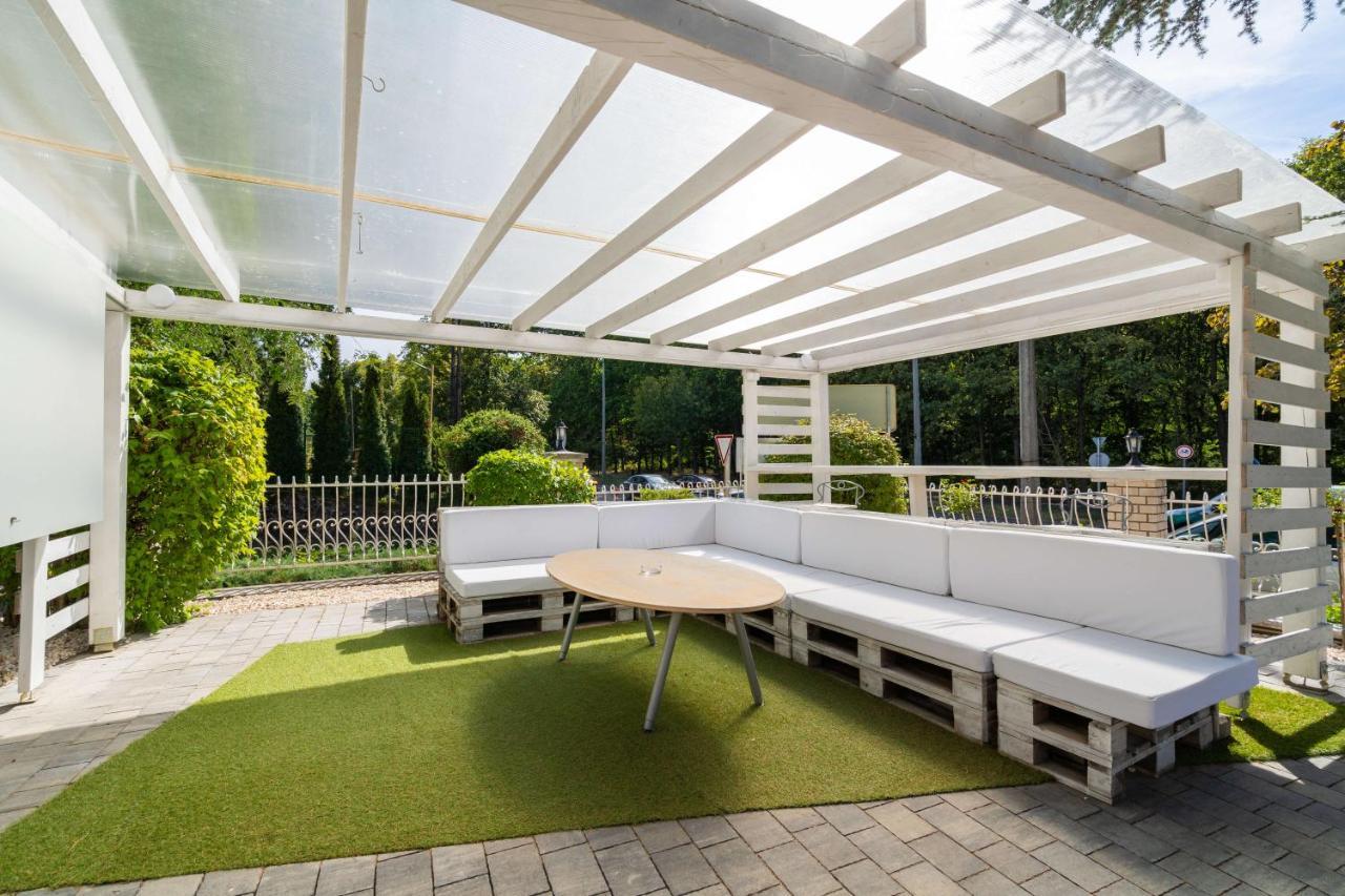 Villa Rose Garden Nyíregyháza Екстериор снимка
