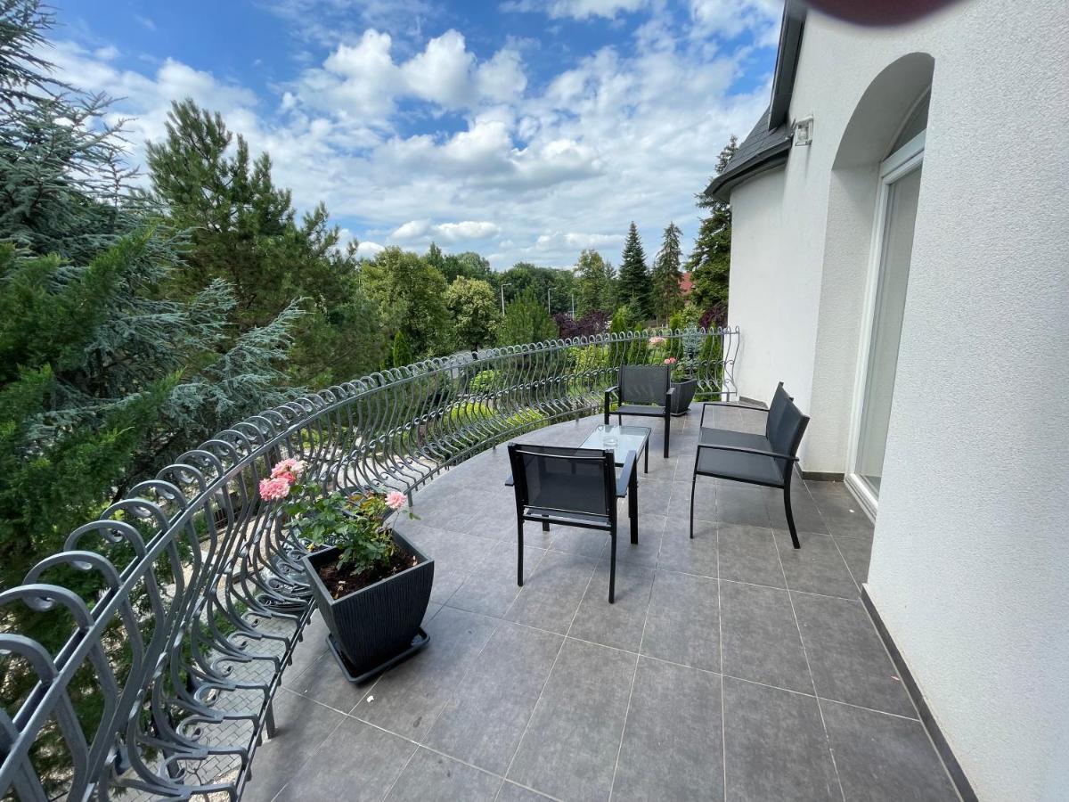 Villa Rose Garden Nyíregyháza Екстериор снимка