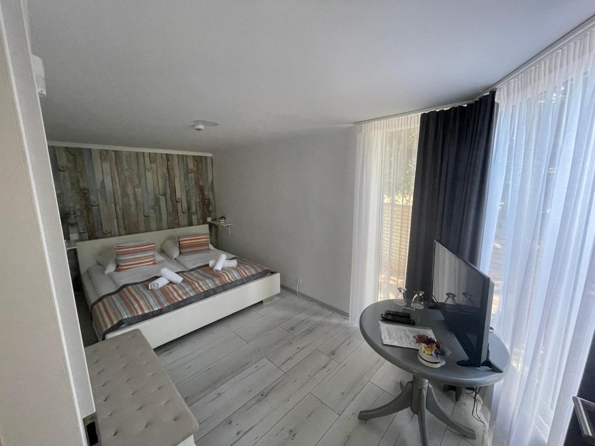 Villa Rose Garden Nyíregyháza Екстериор снимка